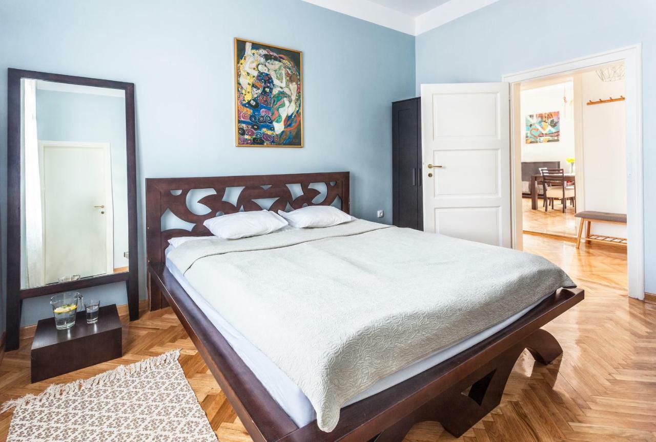 99 Muses Apartments Dordegol Zewnętrze zdjęcie